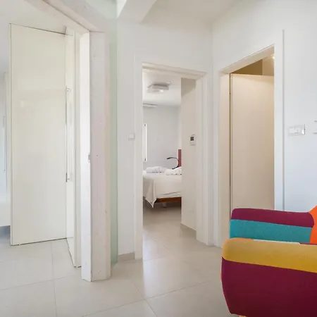 Palace Lidija Apartment
