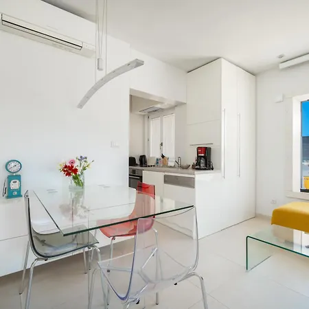 Palace Lidija Apartment *