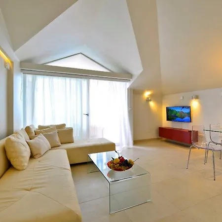 شقة Palace Lidija