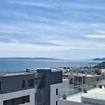 Apartment Palace Lidija *