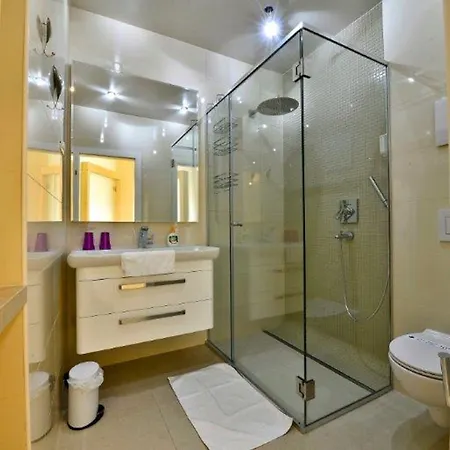 Palace Lidija Appartement Vranjic