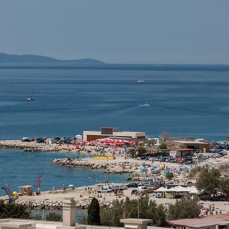 Palace Lidija Апартаменти