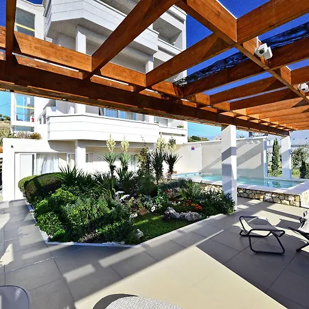 Palace Lidija * Vranjic