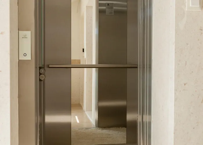 Palace Lidija Appartement *